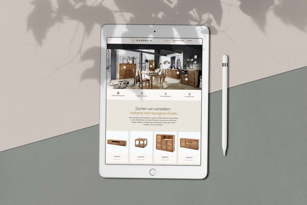 Quadrato Webdesign Tablet-Ansicht Holzmöbel digitale Strategie