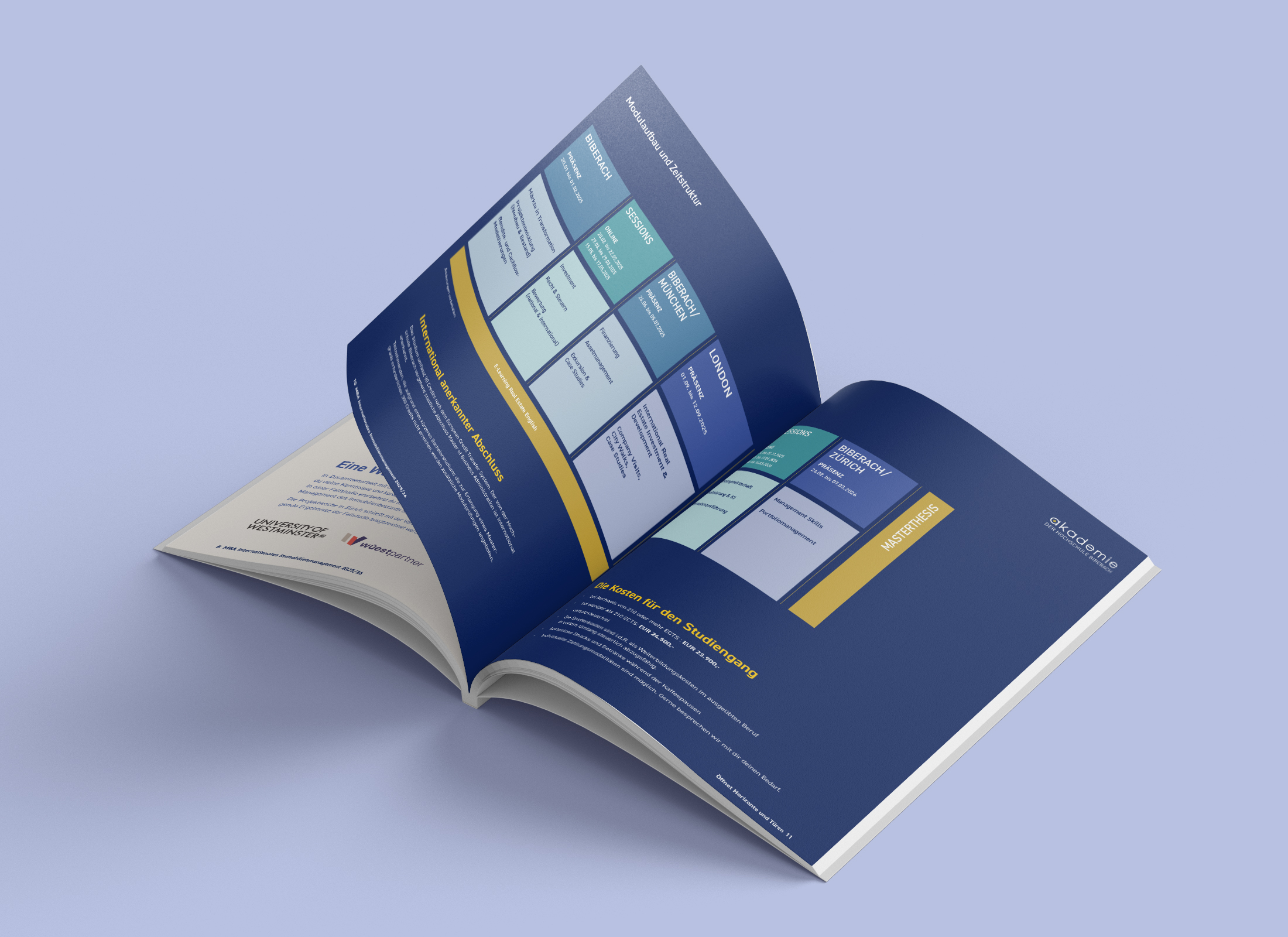„Mockup einer aufgeschlagenen Broschüre mit Studienstruktur und Modulinhalten für den MBA Internationales Immobilienmanagement der Akademie Biberach.“