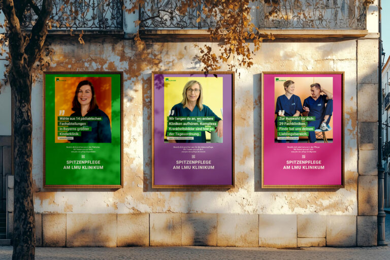 Mockup von drei großformatigen Plakaten der Employer-Branding-Kampagne für das LMU Klinikum München mit authentischen Mitarbeiterzitaten an einer Außenwand.