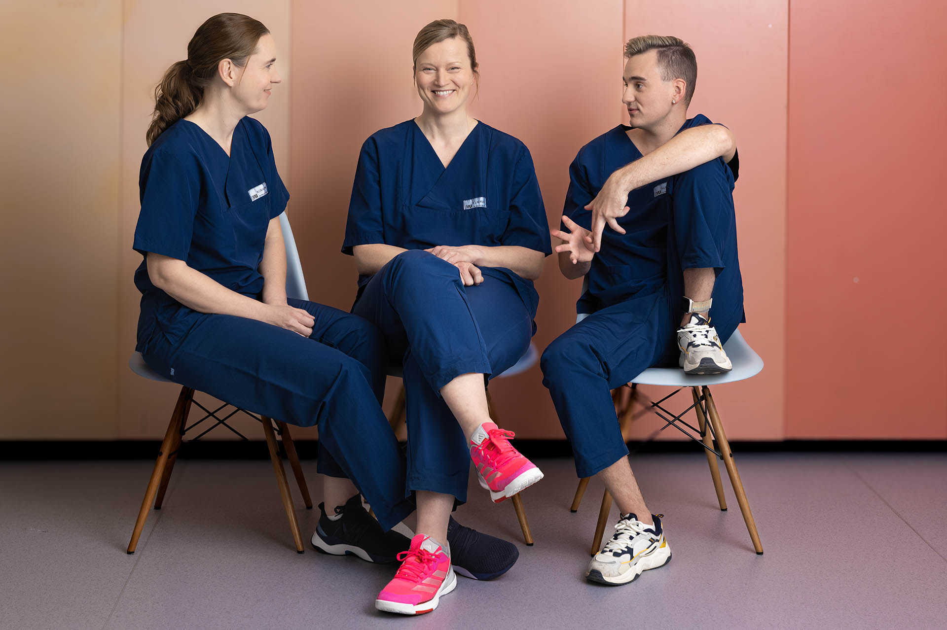 Authentische Pflegefachkräfte als Teil einer Employer-Branding-Kampagne